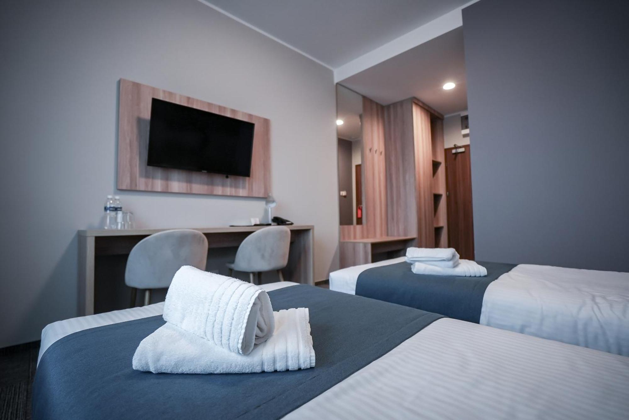 Hotel Picaro Kopytkowo A1 Bobrowiec  ภายนอก รูปภาพ